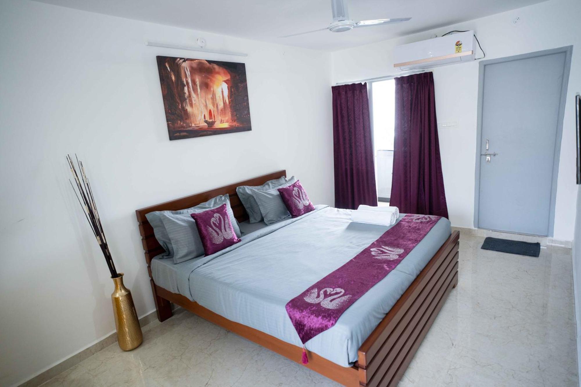 Yellow Bells Studios And Suites Gachibowli Dış mekan fotoğraf
